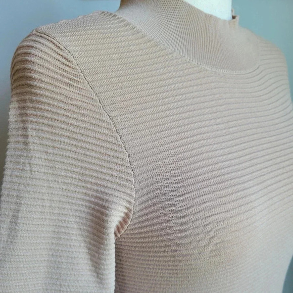 Revolve, 525 America New Latte Ribbed Mock Neck Stretch Knit Top Size Medium - Picture 4 of 10